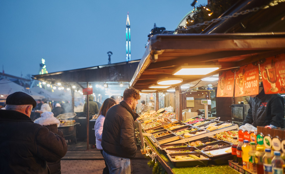 Різдвяний фудкорт