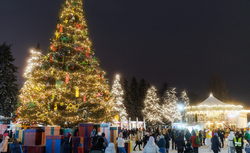 Сніг на ВДНГ лежатиме всю зиму: які дива готує «Зимова країна»