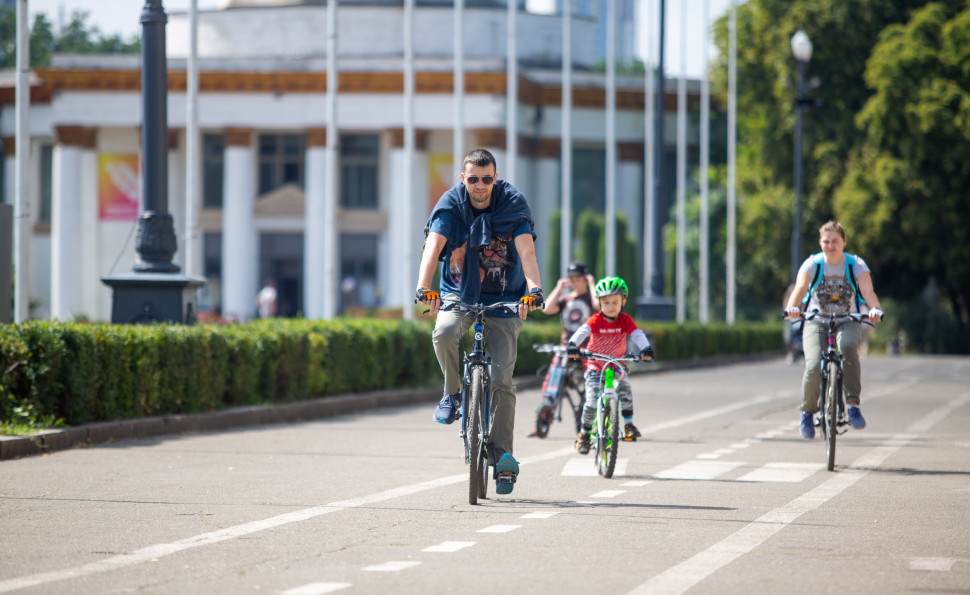 Куди піти на ВДНГ цього літа