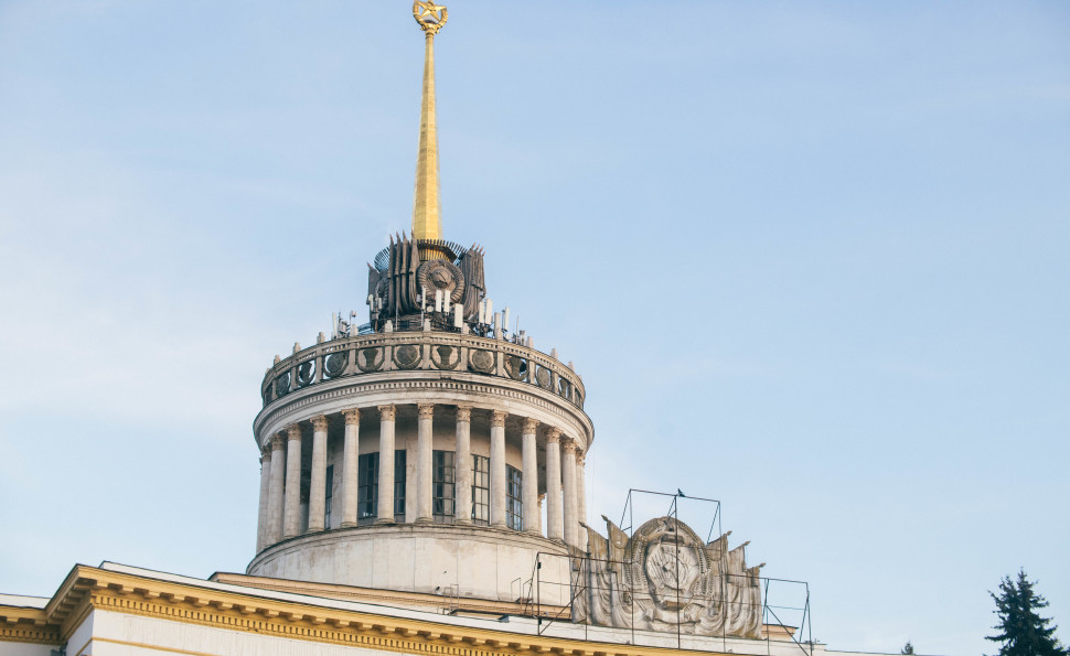 Укриття знаходяться у павільйонах №1, 5 та 13