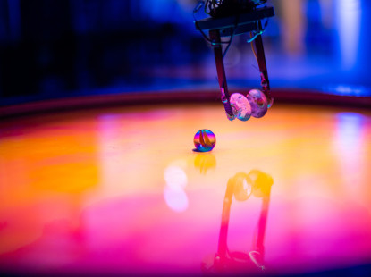 Покататись на велосипеді з квадратними колесами: гід «Музеєм науки»