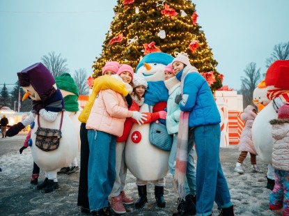 «Зимова країна на ВДНГ»: гід святковими розвагами та локаціями