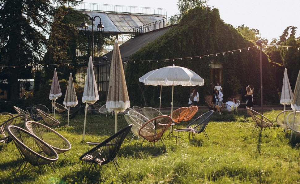 KVITKOVA.Оранжерея 