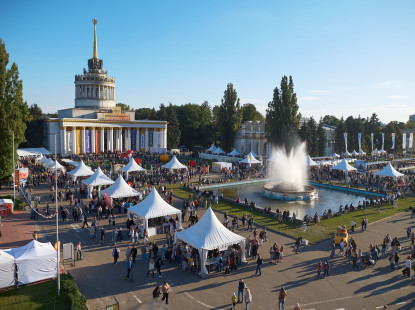 Понад 93 тисячі відвідувачів і 452 події: «Книжкова країна» підтвердила статус найбільшого книжкового фестивалю