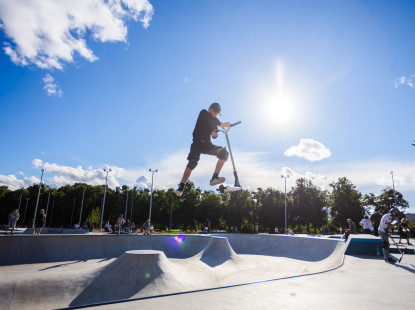 Послуги щодо проведення комерційних тренувань в Урбан-парку 
