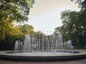 На ВДНГ відновили історичний фонтан: він працюватиме поруч із Терапевтичним садом