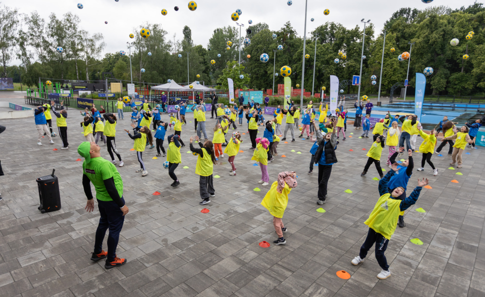 Спорт, змагання і нові знайомства: на ВДНГ відкрився найбільший спортивний фестиваль літа  «Активна країна»