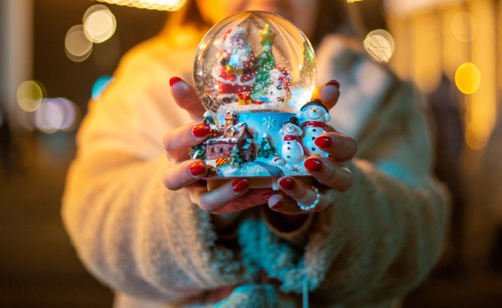 Зимова країна на ВДНГ: які локації працюють у найбільшому парку святкових розваг