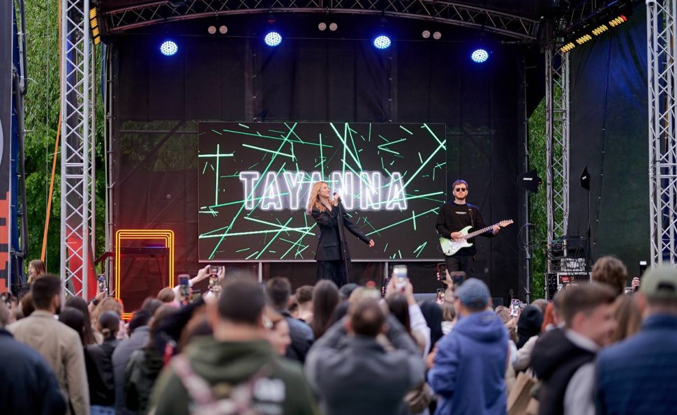 Поляна ВДНГ та Сад Гамаків