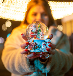 Зимова країна на ВДНГ: які локації працюють у найбільшому парку святкових розваг