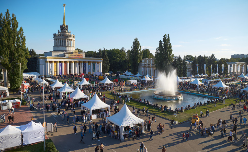 Понад 93 тисячі відвідувачів і 452 події: «Книжкова країна» підтвердила статус найбільшого книжкового фестивалю