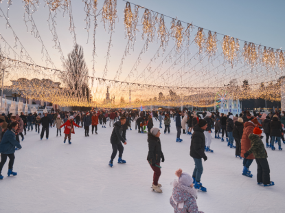 Понад 1 мільйон українців провели зиму на ВДНГ: як пройшов 10-й сезон «Зимової країни» 