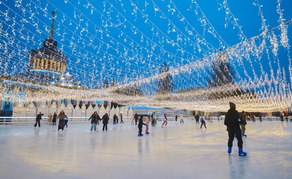 Сніг на ВДНГ лежатиме всю зиму: які дива готує «Зимова країна»