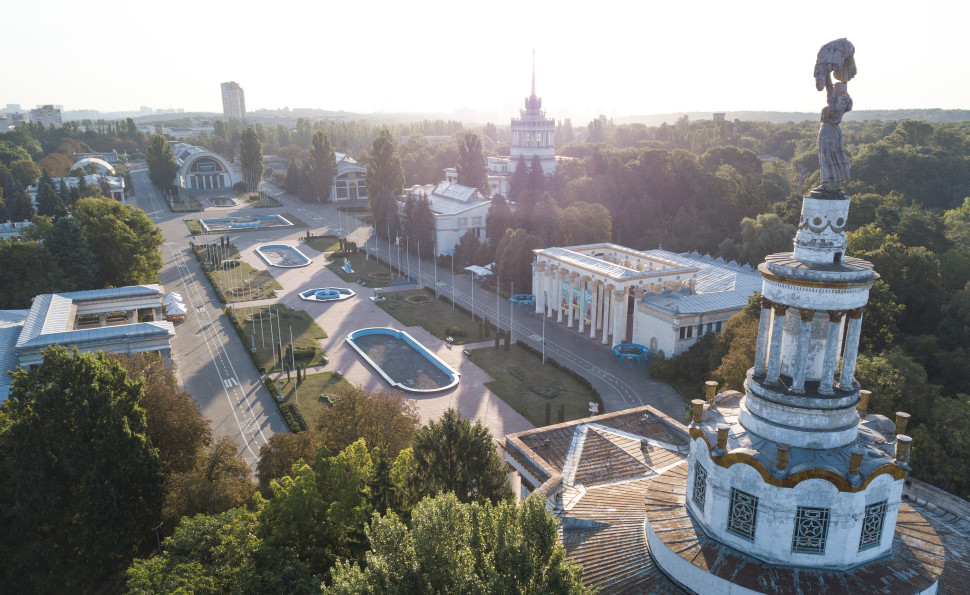 Ярмарок, івенти й ігри: на ВДНГ відбудеться фестиваль «Книжкова країна»