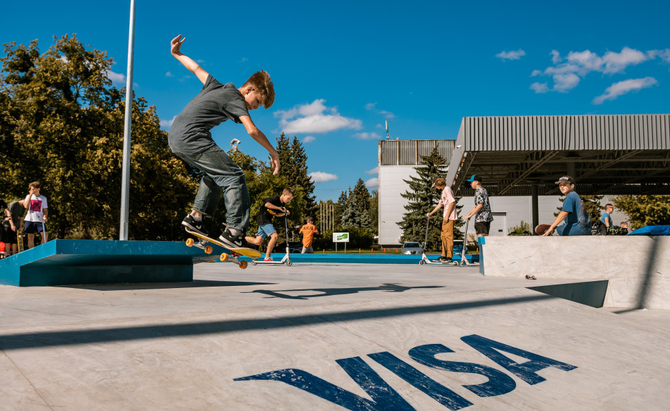 Літо на ВДНГ повертається: локації, що відновили роботу на території комплексу