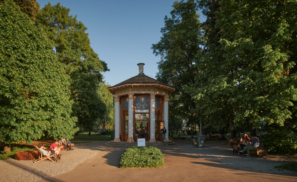 Квітоліто на ВДНГ: в Експоцентрі стартує літній квітковий сезон