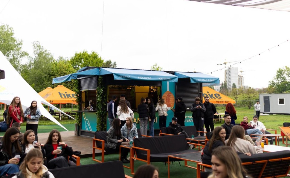 Поляна ВДНГ та Сад Гамаків