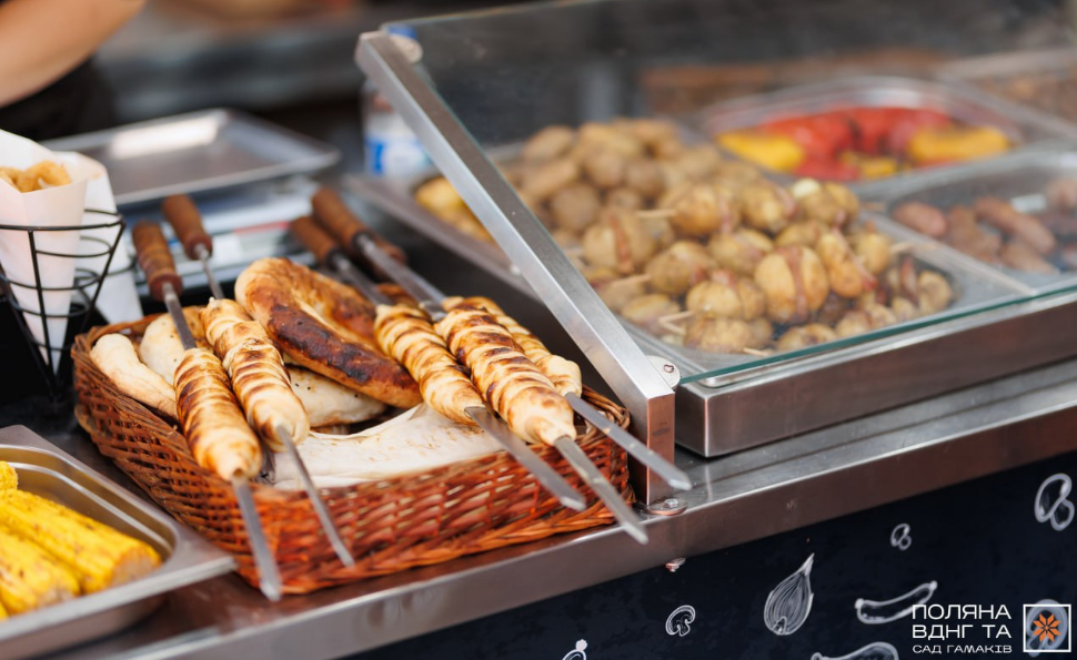 Поляна ВДНГ та Сад Гамаків